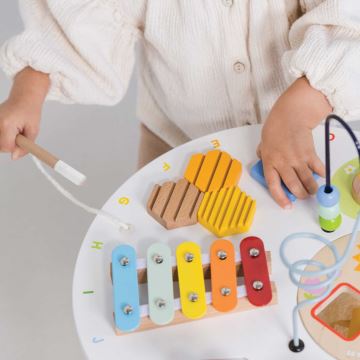 Le Toy Van - Activity motor table