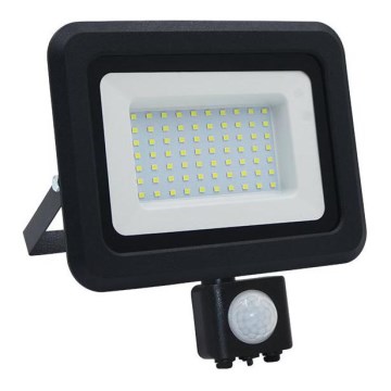 LED Zunanji reflektor s senzorjem LED/50W/230V 4000K IP44 črna